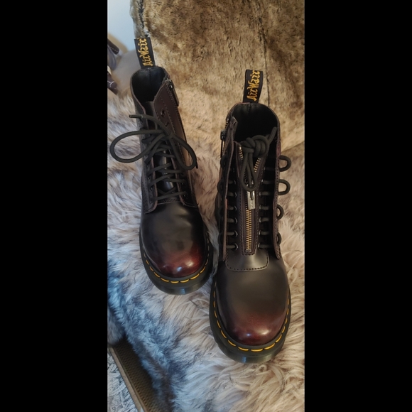 Dr. Martens Black Cherry Red 🍒 - Picture 1 of 7